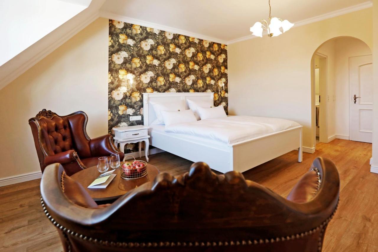 Hotel Weinquartier Minges Kirrweiler  Zewnętrze zdjęcie